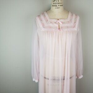 Pretty Vintage 1950's Long Chiffon Pale Pink Robe with Lace Detail